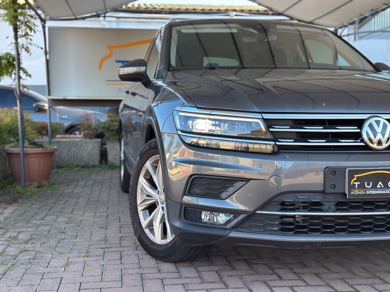 Volkswagen Tiguan - 35