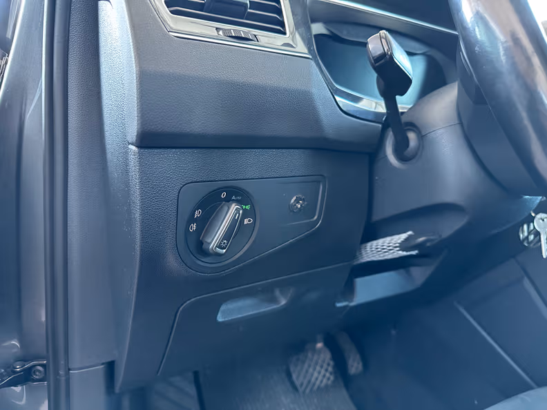 Volkswagen Tiguan - 22