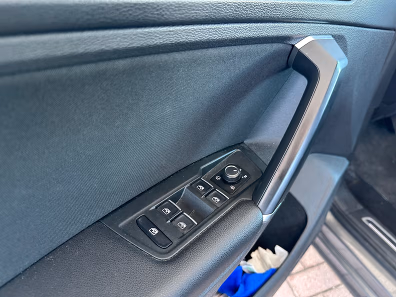 Volkswagen Tiguan - 21