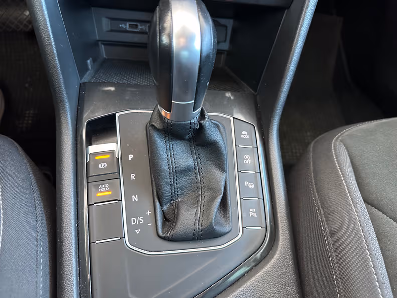 Volkswagen Tiguan - 13