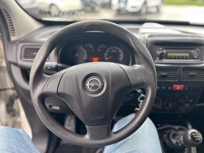 Opel Combo / Combo Life - 12