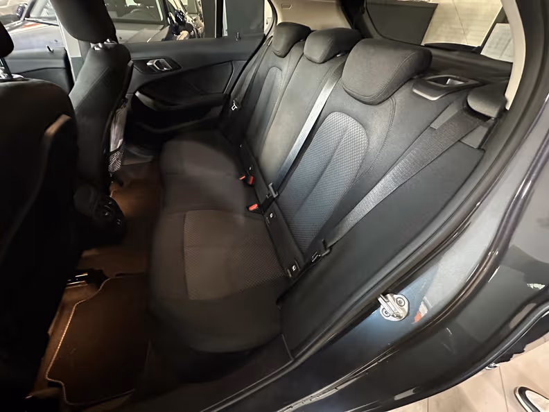 BMW 1 series - 13