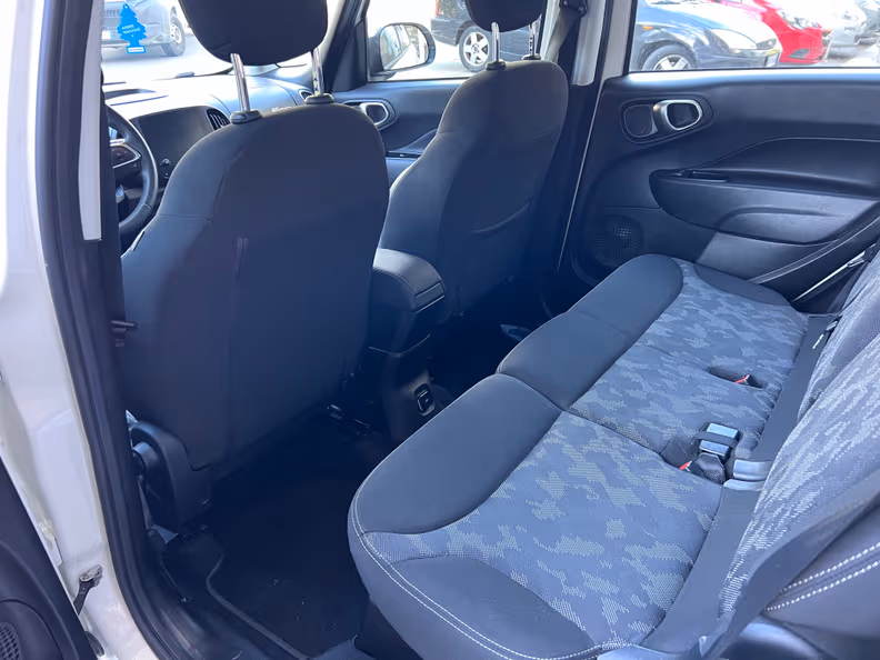 Fiat 500L - 21