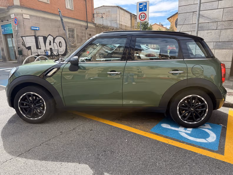Mini Countryman - 4