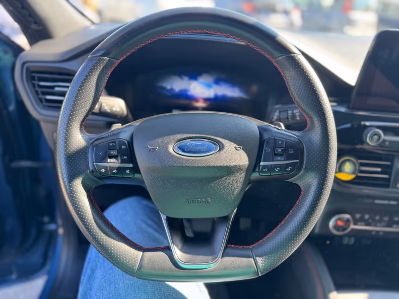 Ford Kuga - 12