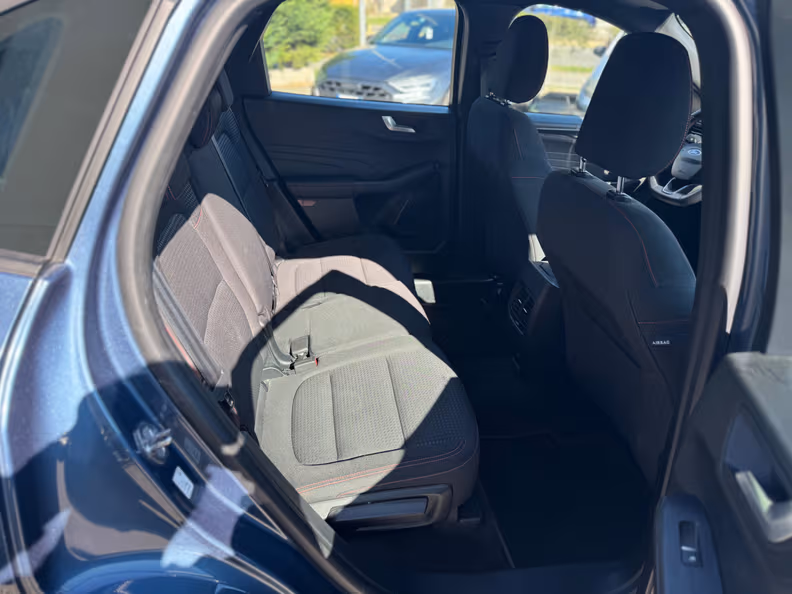 Ford Kuga - 24