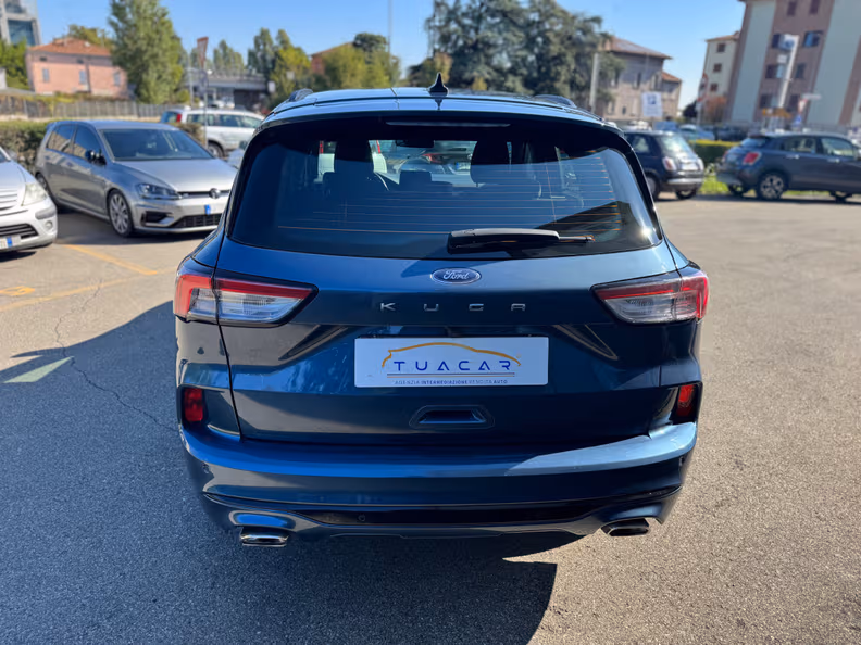 Ford Kuga - 4