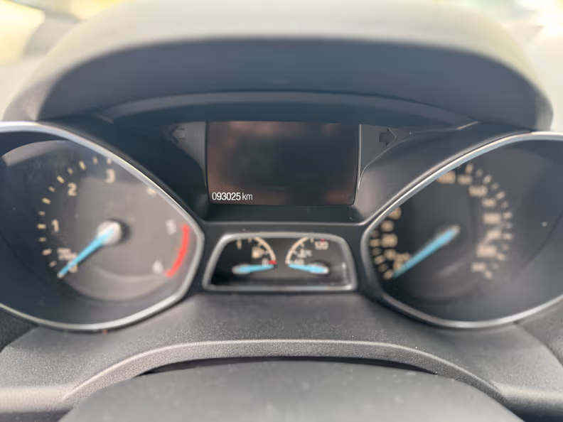 Ford Kuga - 16
