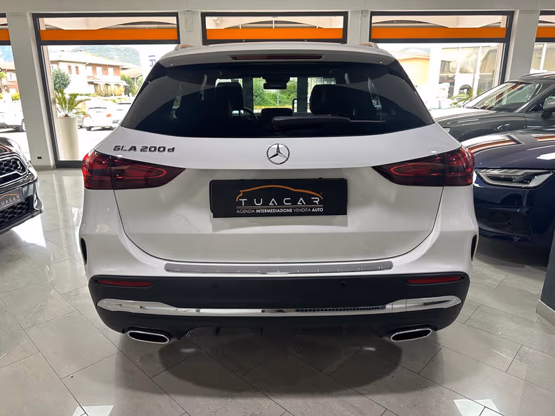 Mercedes-Benz GLA-Class - 4