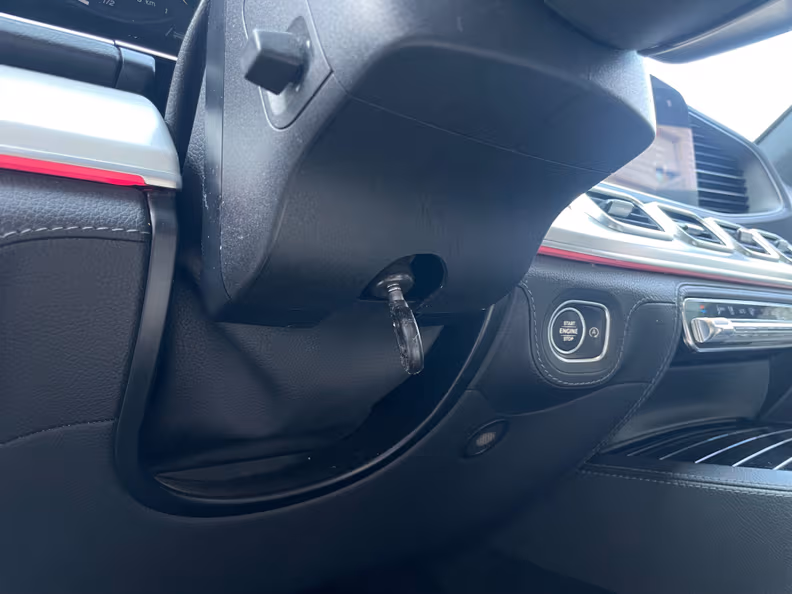 Mercedes-Benz GLE-Class - 33