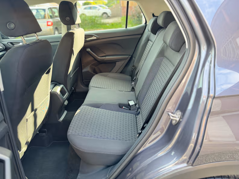 Volkswagen T-Cross - 23