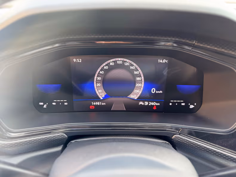 Volkswagen T-Cross - 17