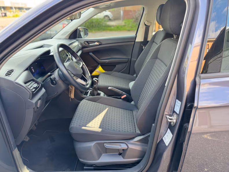 Volkswagen T-Cross - 14
