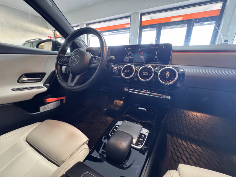Mercedes-Benz A-Class - 16