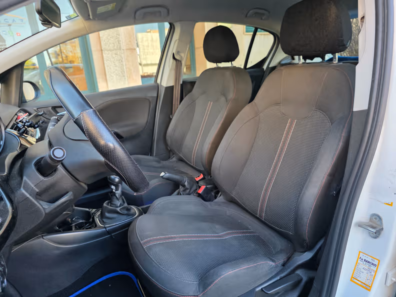 Opel Corsa - 8