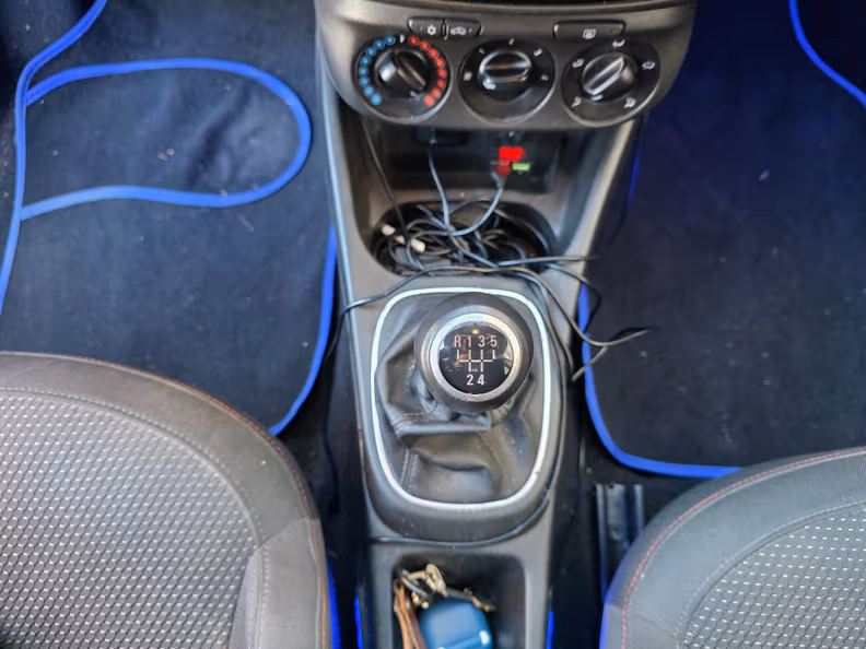 Opel Corsa - 16