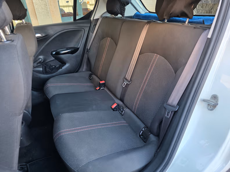 Opel Corsa - 11