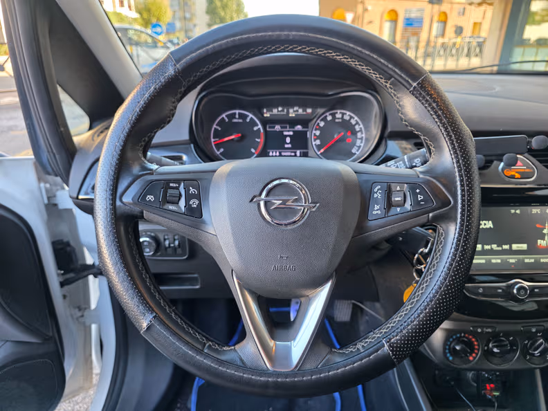 Opel Corsa - 12