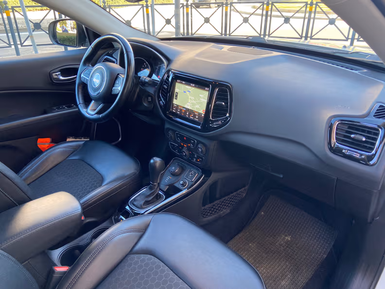 Jeep Compass - 21