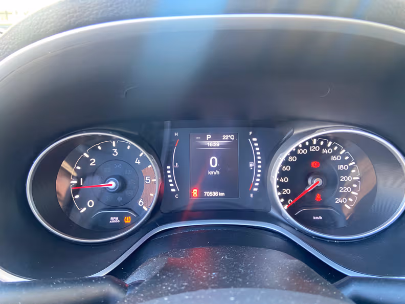 Jeep Compass - 16