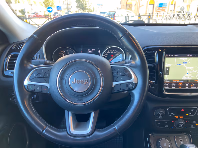 Jeep Compass - 22