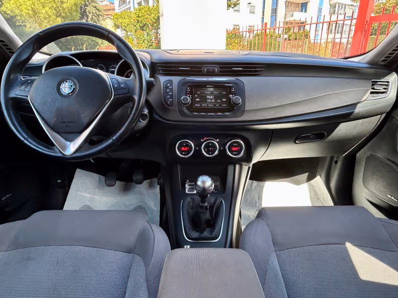 Alfa Romeo Giulietta - 14