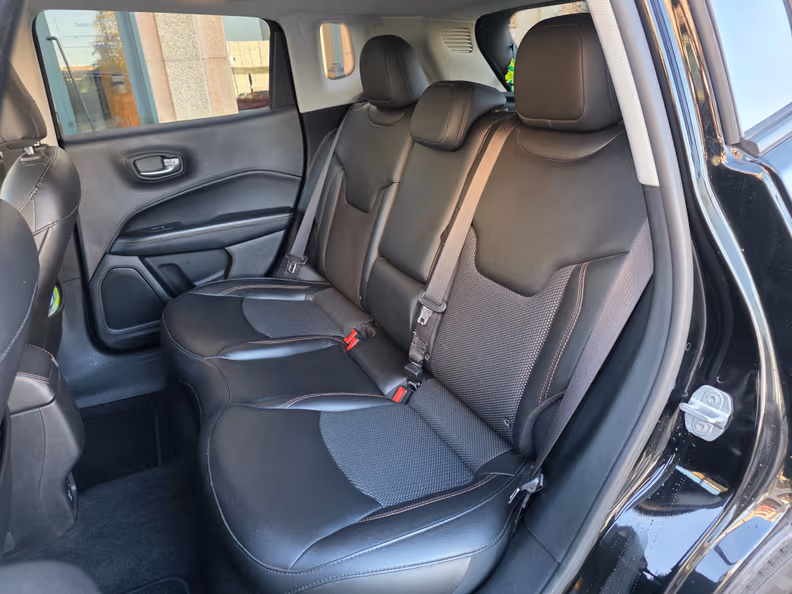 Jeep Compass - 11