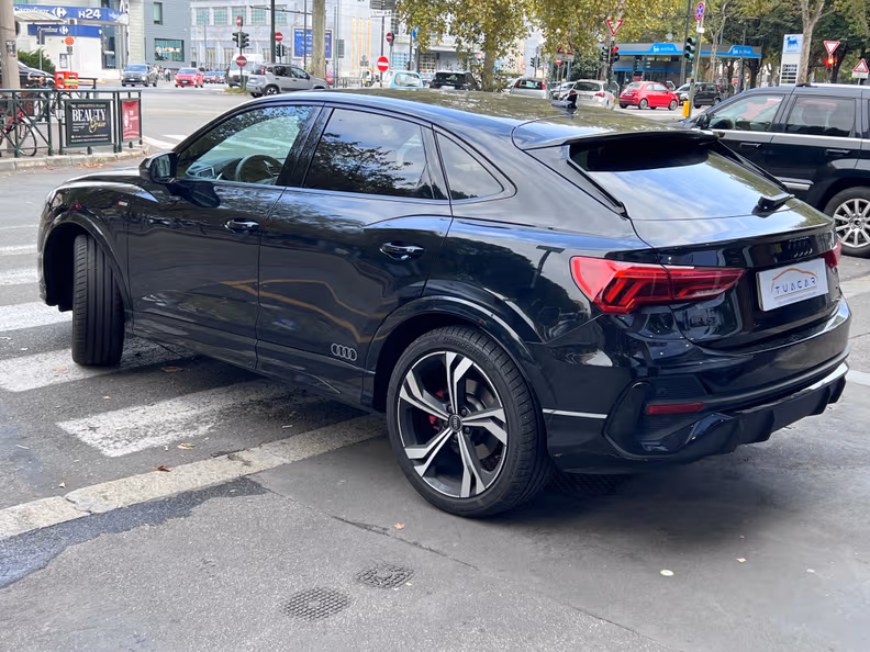 Audi Q3 - 6