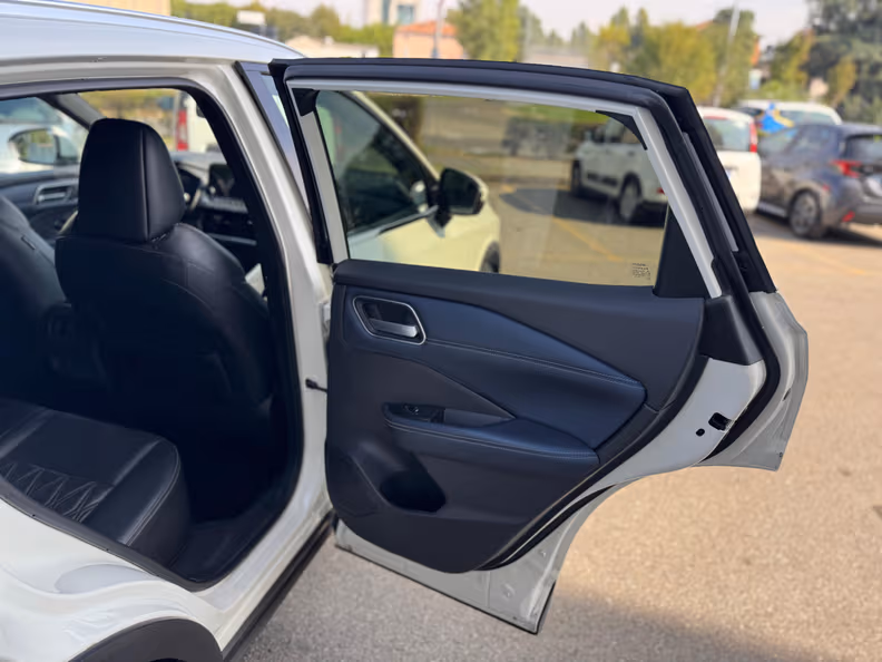 Nissan Qashqai - 23