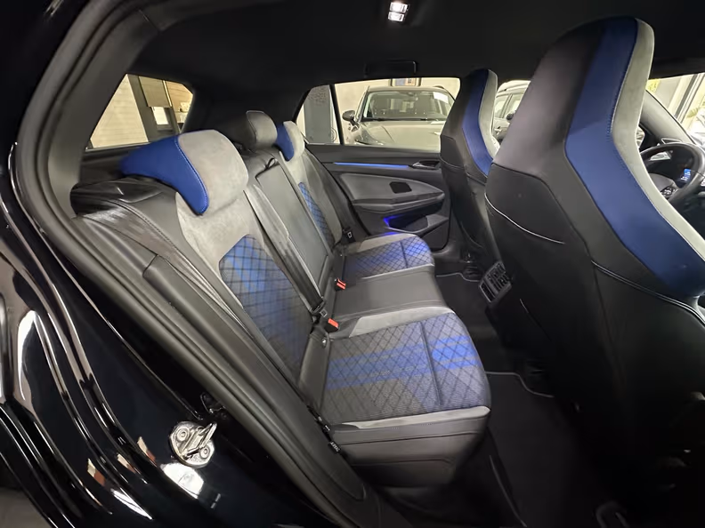 Volkswagen Golf - 19