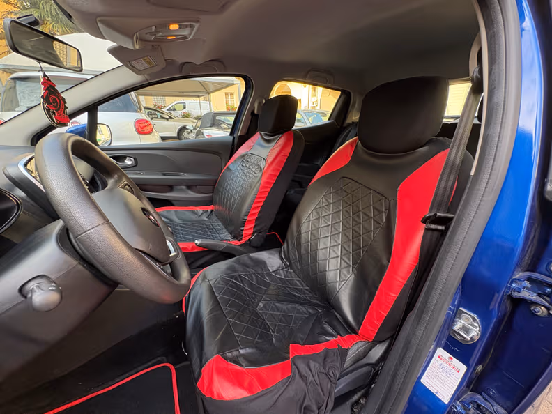 Renault Clio - 10