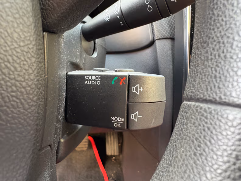 Renault Clio - 16