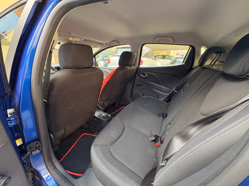 Renault Clio - 24