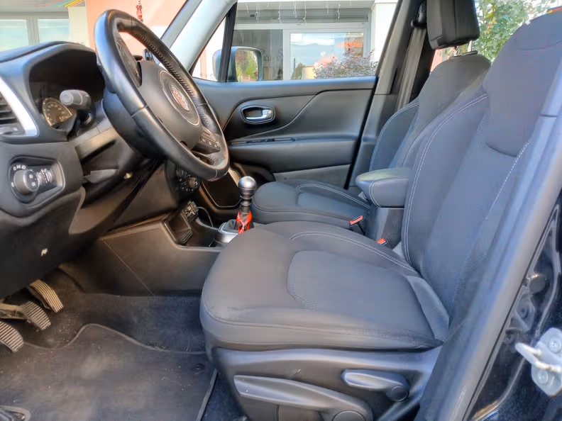 Jeep Renegade - 5