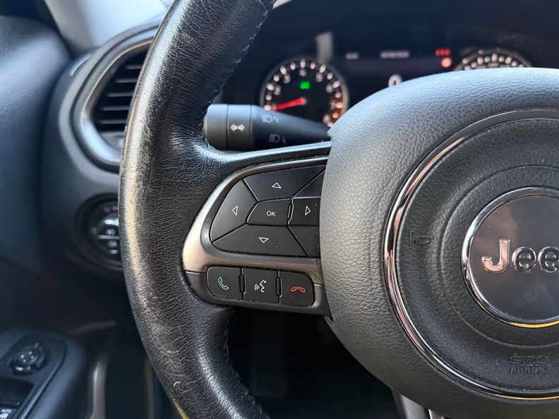 Jeep Renegade - 13