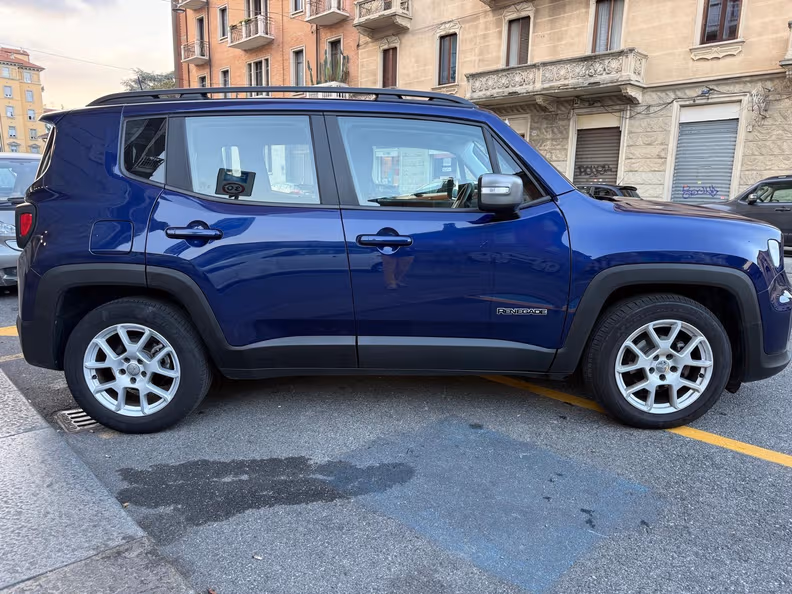 Jeep Renegade - 8