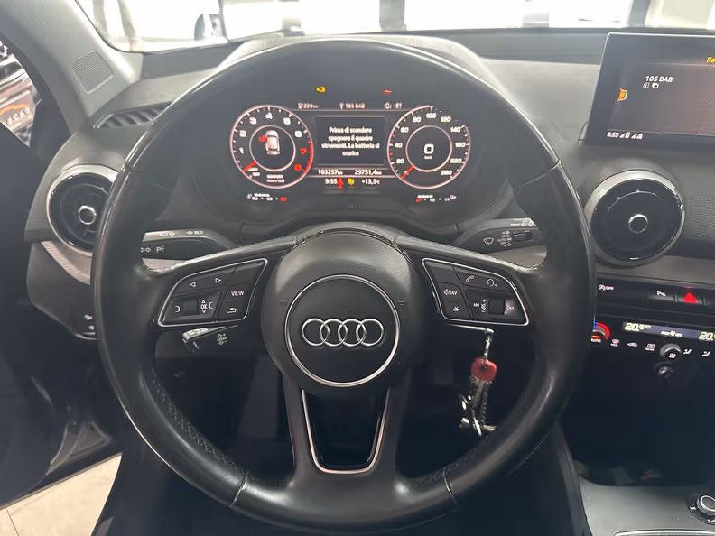 Audi Q2 - 11