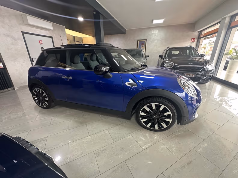 Mini 3-door / 5-door Hatch - 4