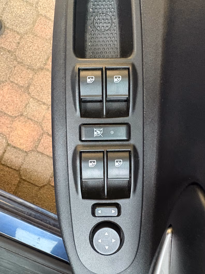 Lancia Ypsilon - 17