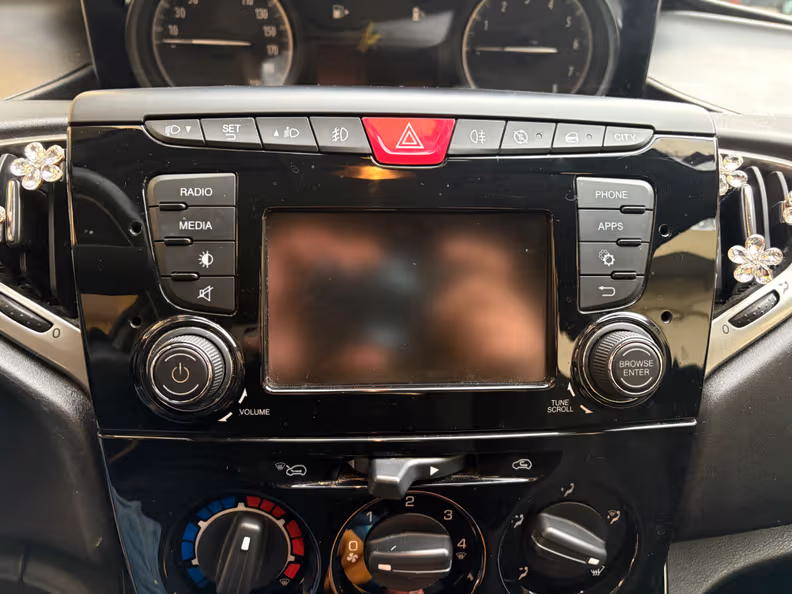 Lancia Ypsilon - 16