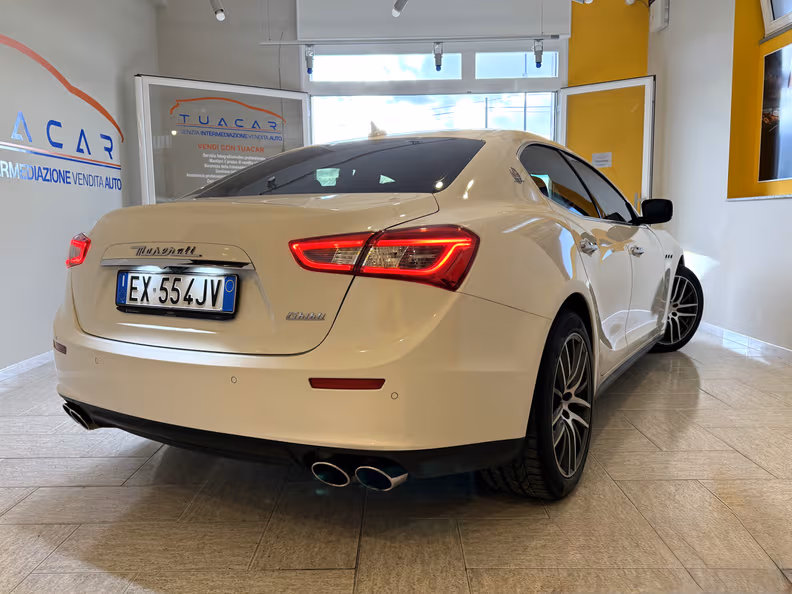 Maserati Ghibli - 7