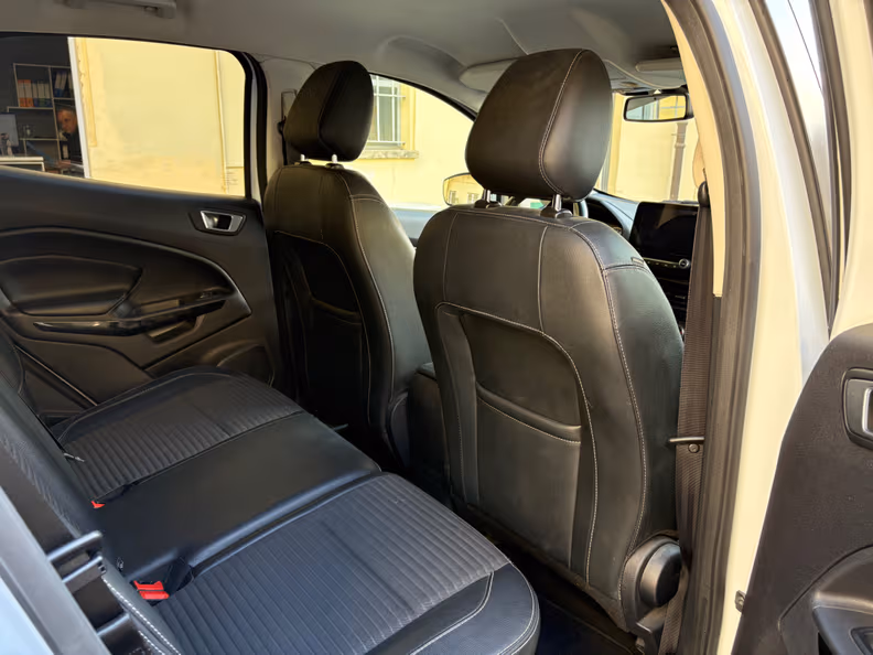 Ford EcoSport - 25