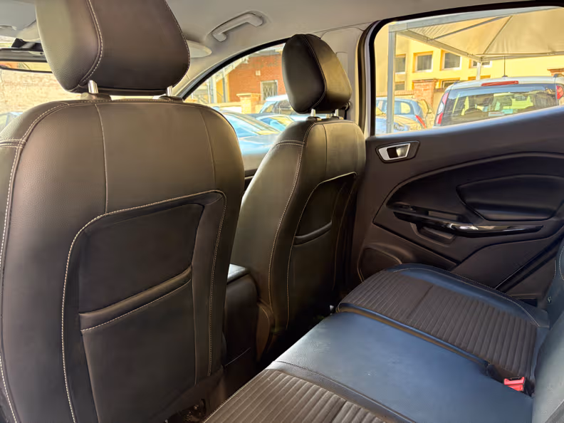 Ford EcoSport - 26