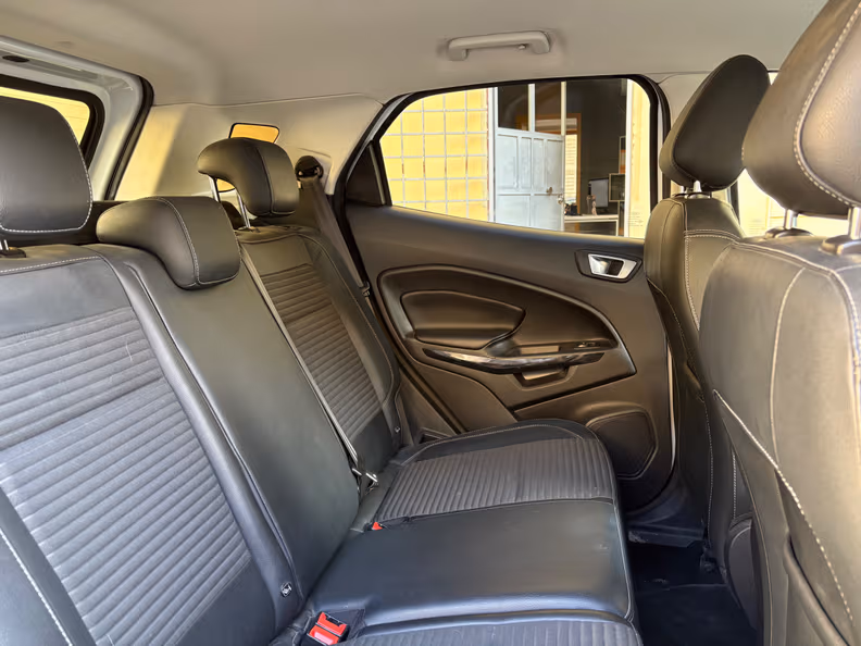 Ford EcoSport - 24