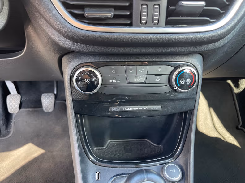 Ford Puma - 36