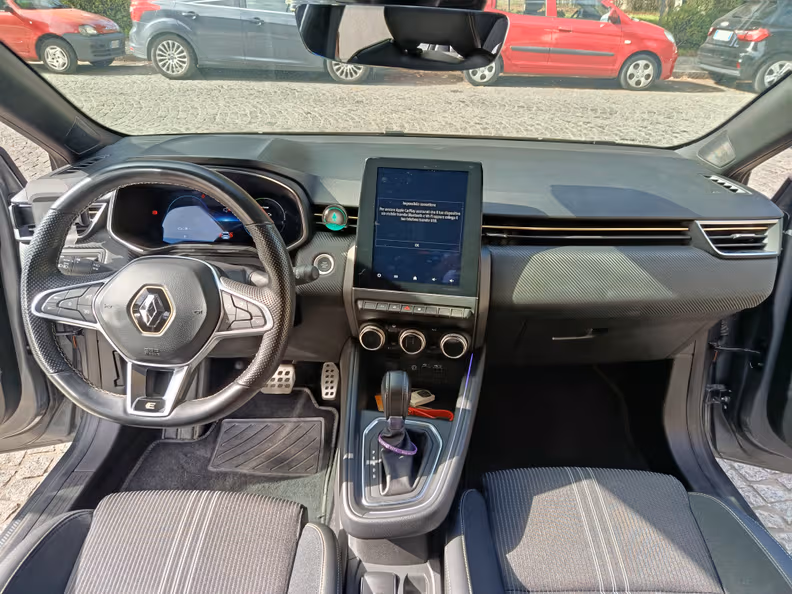 Renault Clio - 31