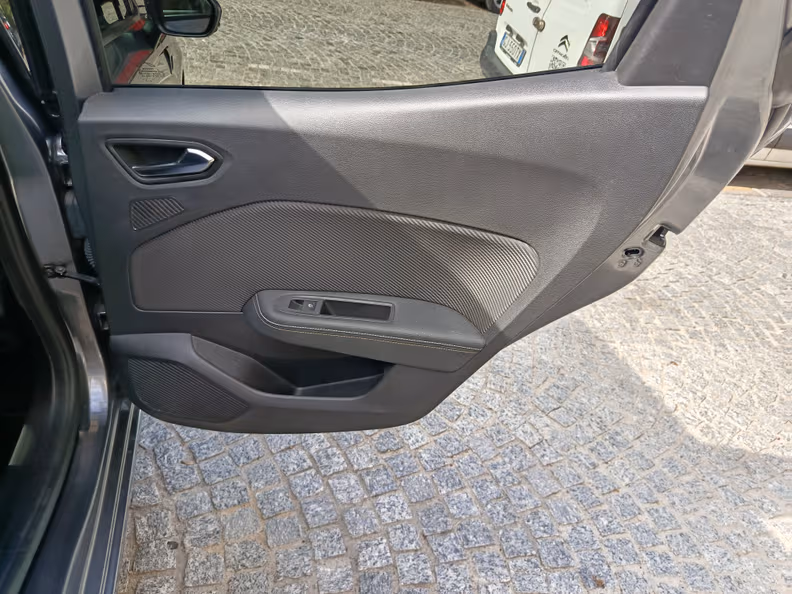 Renault Clio - 38