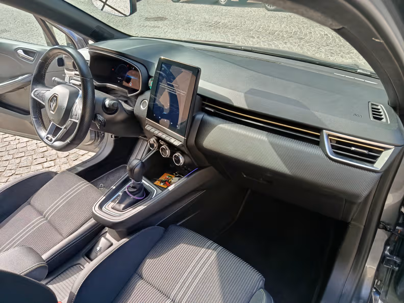 Renault Clio - 22