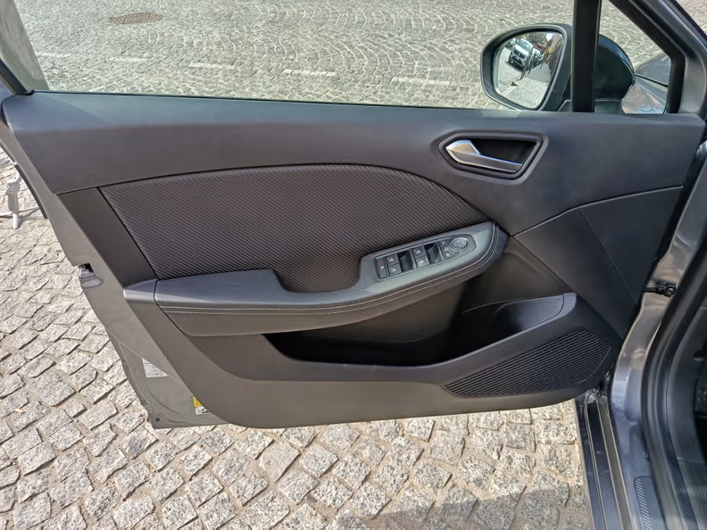 Renault Clio - 35
