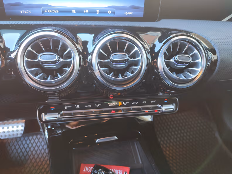 Mercedes-Benz A-Class - 14